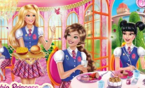 Barbie Princess Charm School